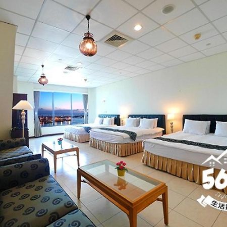 85 Eagle Hotel Kaohsiung Buitenkant foto