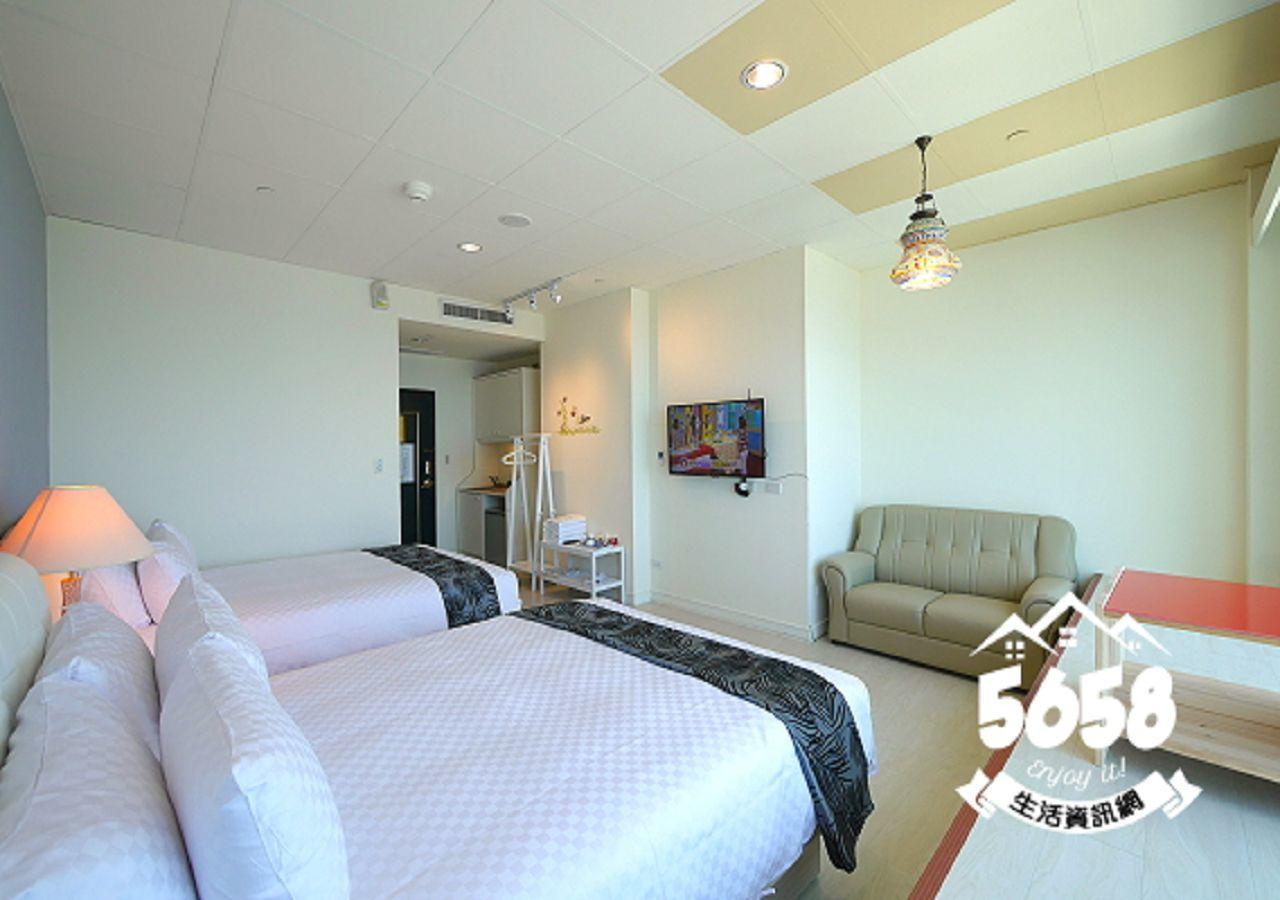 85 Eagle Hotel Kaohsiung Buitenkant foto