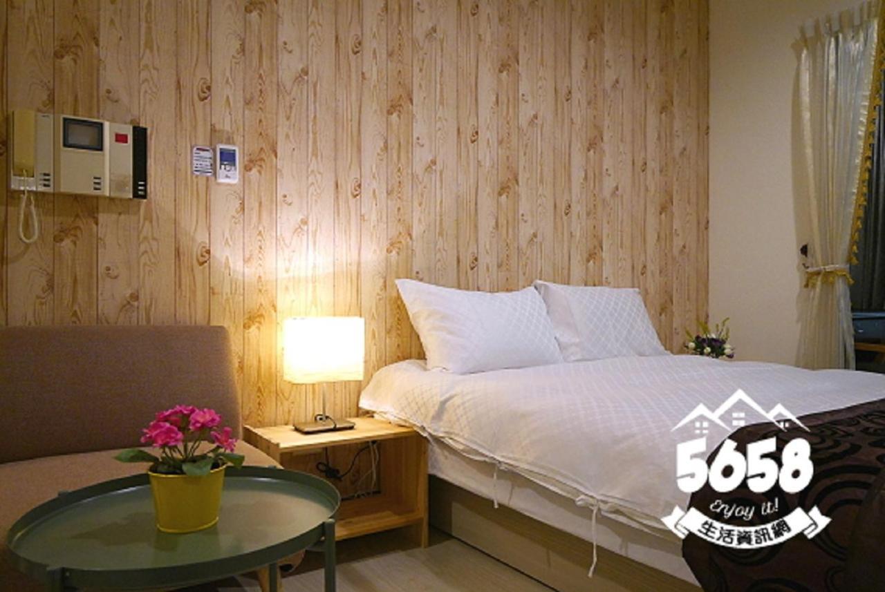 85 Eagle Hotel Kaohsiung Buitenkant foto