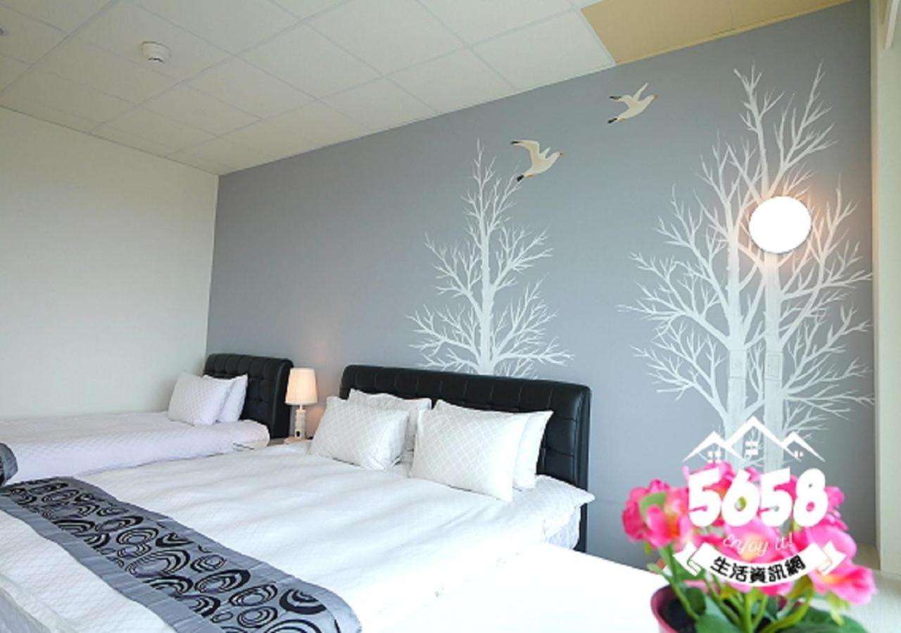 85 Eagle Hotel Kaohsiung Buitenkant foto